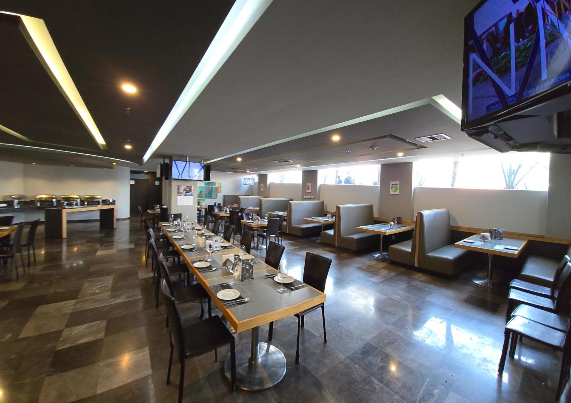 Ramada By Wyndham Mexico City Santa Fe Kültér fotó