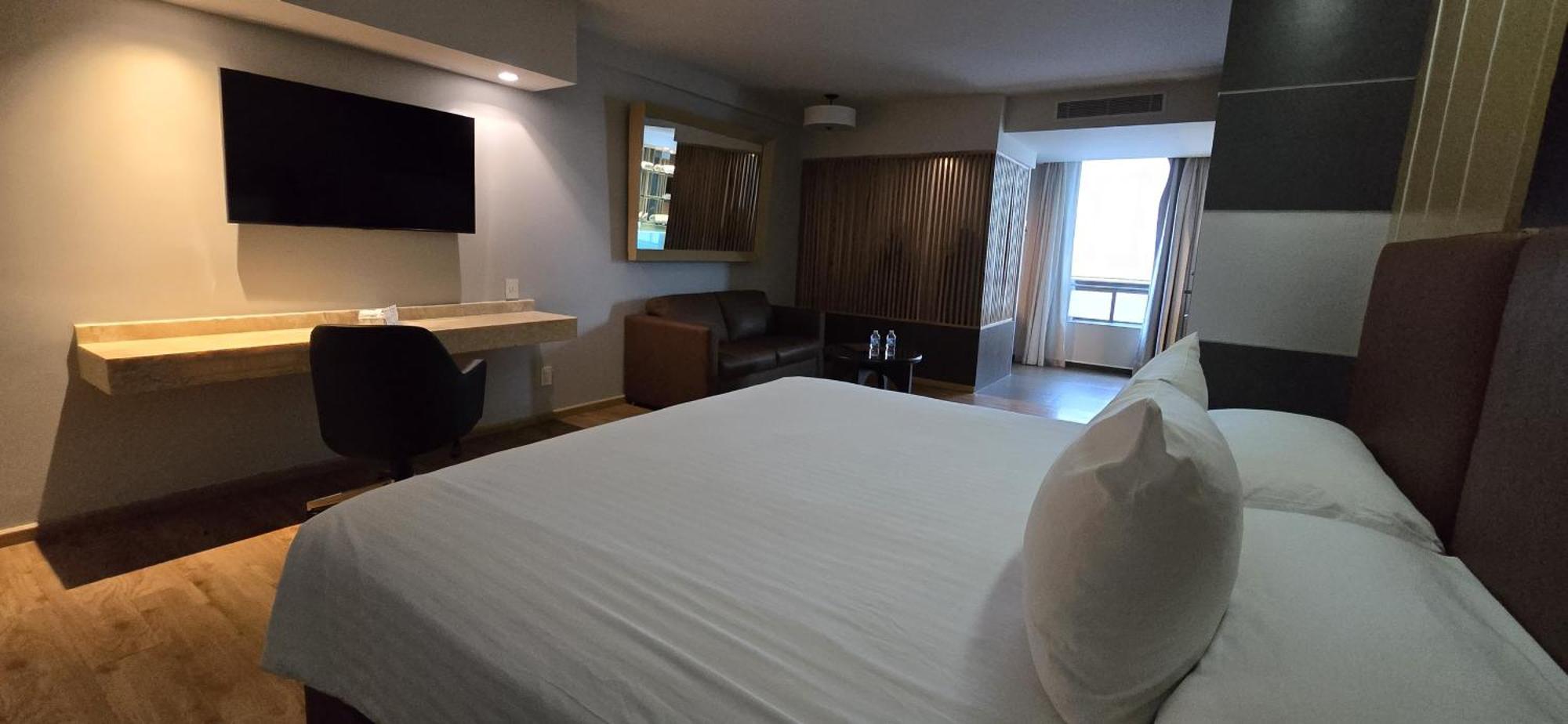 Ramada By Wyndham Mexico City Santa Fe Kültér fotó