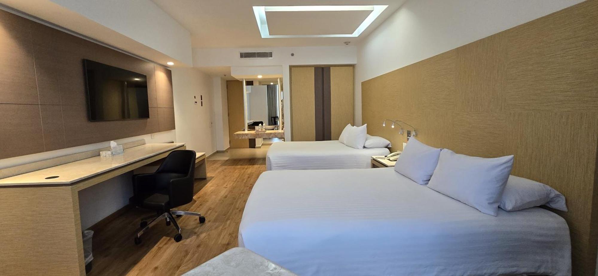 Ramada By Wyndham Mexico City Santa Fe Kültér fotó